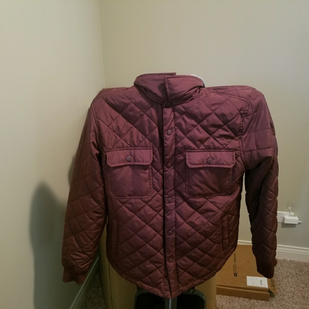 Mens Burgundy lightweight jacket.